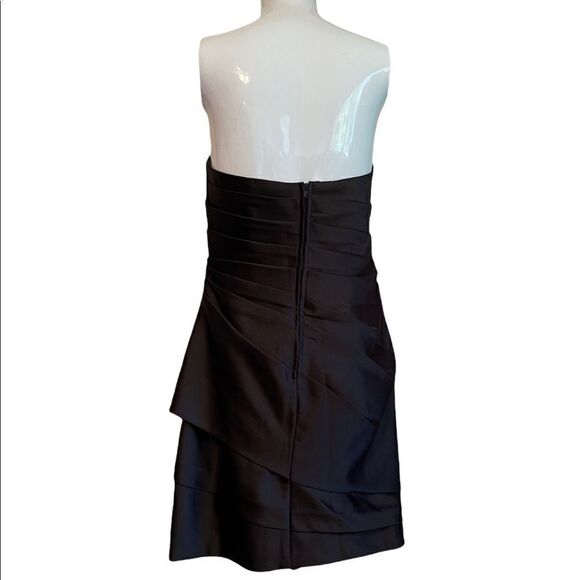 DAVID’S BRIDAL Black Short Pleated Satin Strapless Mini Dress.Size 8 - Picture 6 of 14